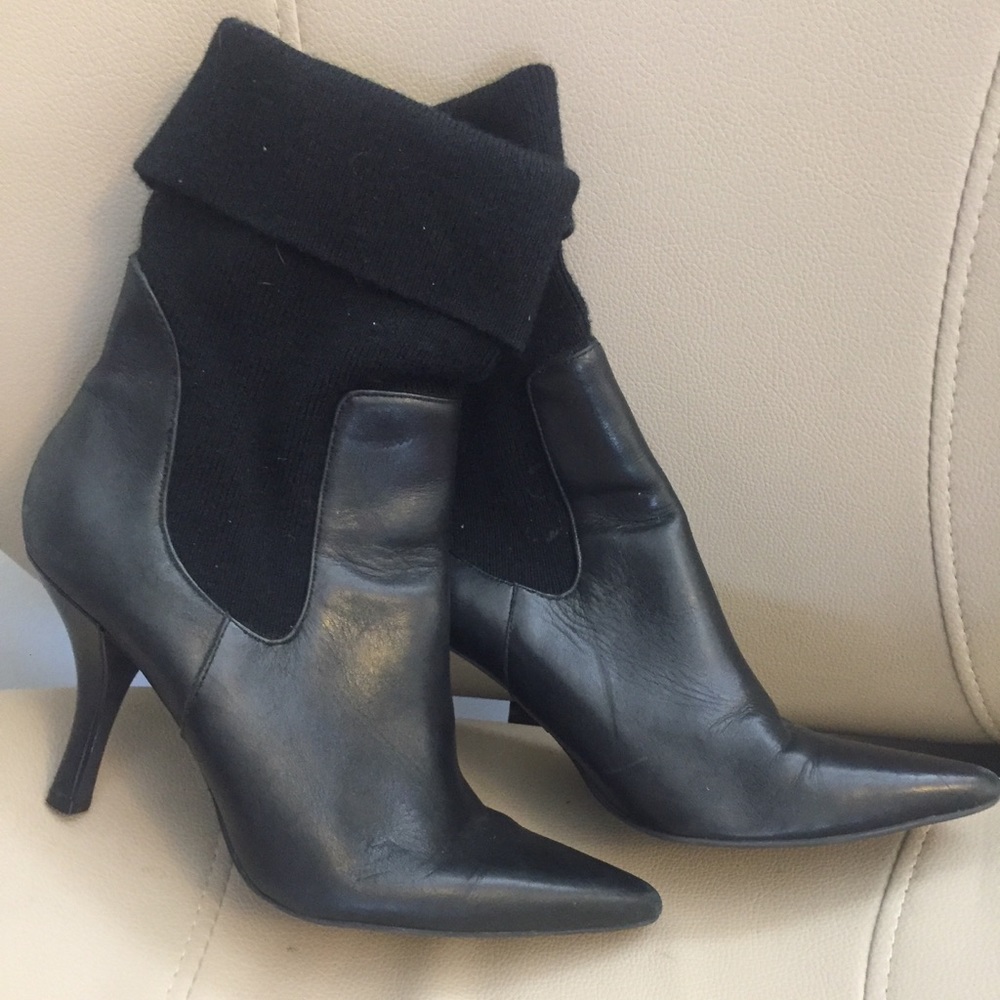 Black Pointed toe ankle boots